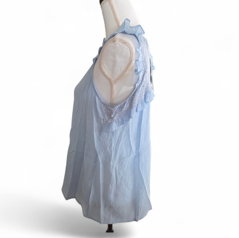 DOE and RAE Light Blue Sleeveless Women's Top - Picture 3 of 6
